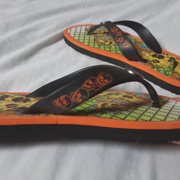 NWOT Ed Hardy flops - Picture 6 of 10